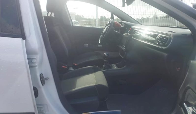 
								CITROEN CE 1.2 THP SHINE completo									