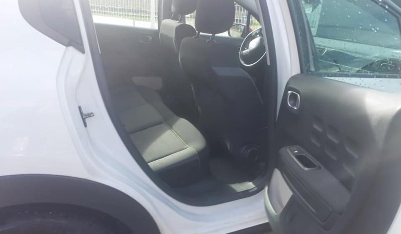 
								CITROEN CE 1.2 THP SHINE completo									