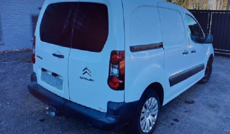 
								Citroen Berlingo 1.6 hdi completo									