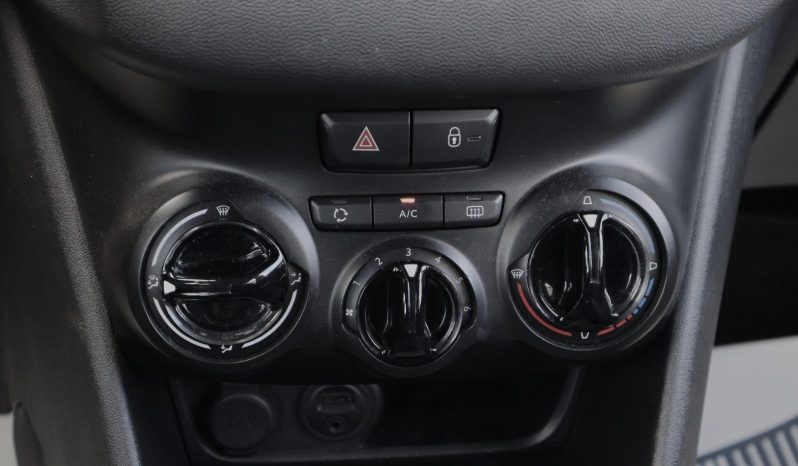 
								Peugeot 208 1.4 hdi completo									