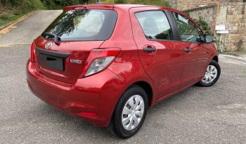 
									TOYOTA YARIS 1.0 VVTI completo								