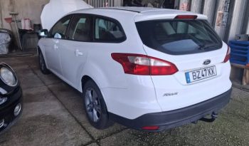 
									Ford Focus 1.6 tdci Titaniun completo								