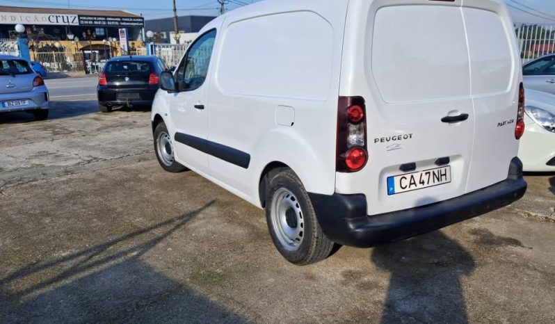 
								PEUGEOT PARTNER  1.6 HDI completo									