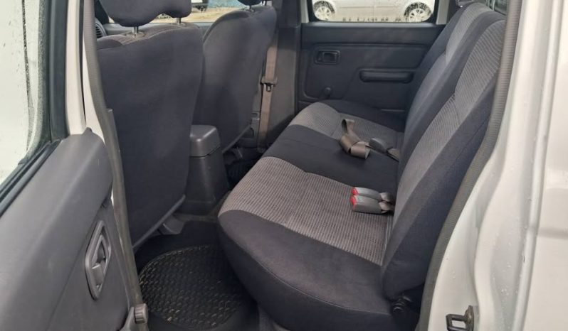 
								NISSAN NAVARRA 4X4  CAB DUPLA D 22 completo									